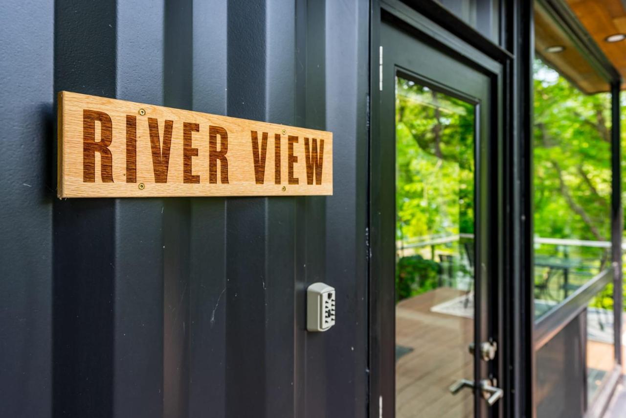 Riverside Tiny Cabin W Hot Tub, Fire Pit, & Kayaks Rileyville ภายนอก รูปภาพ